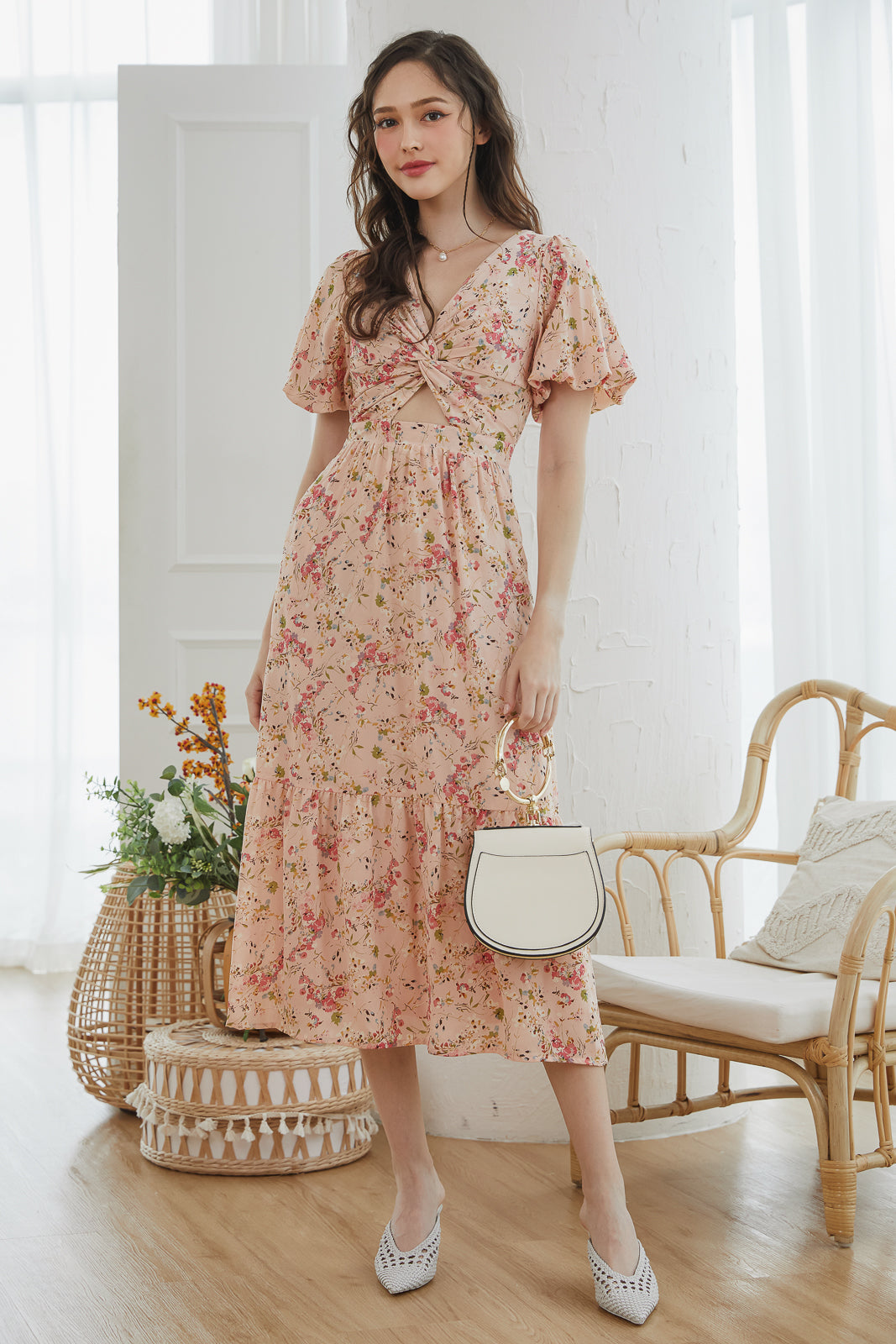 Twist-Front Pouf Sleeves Dress in Florals