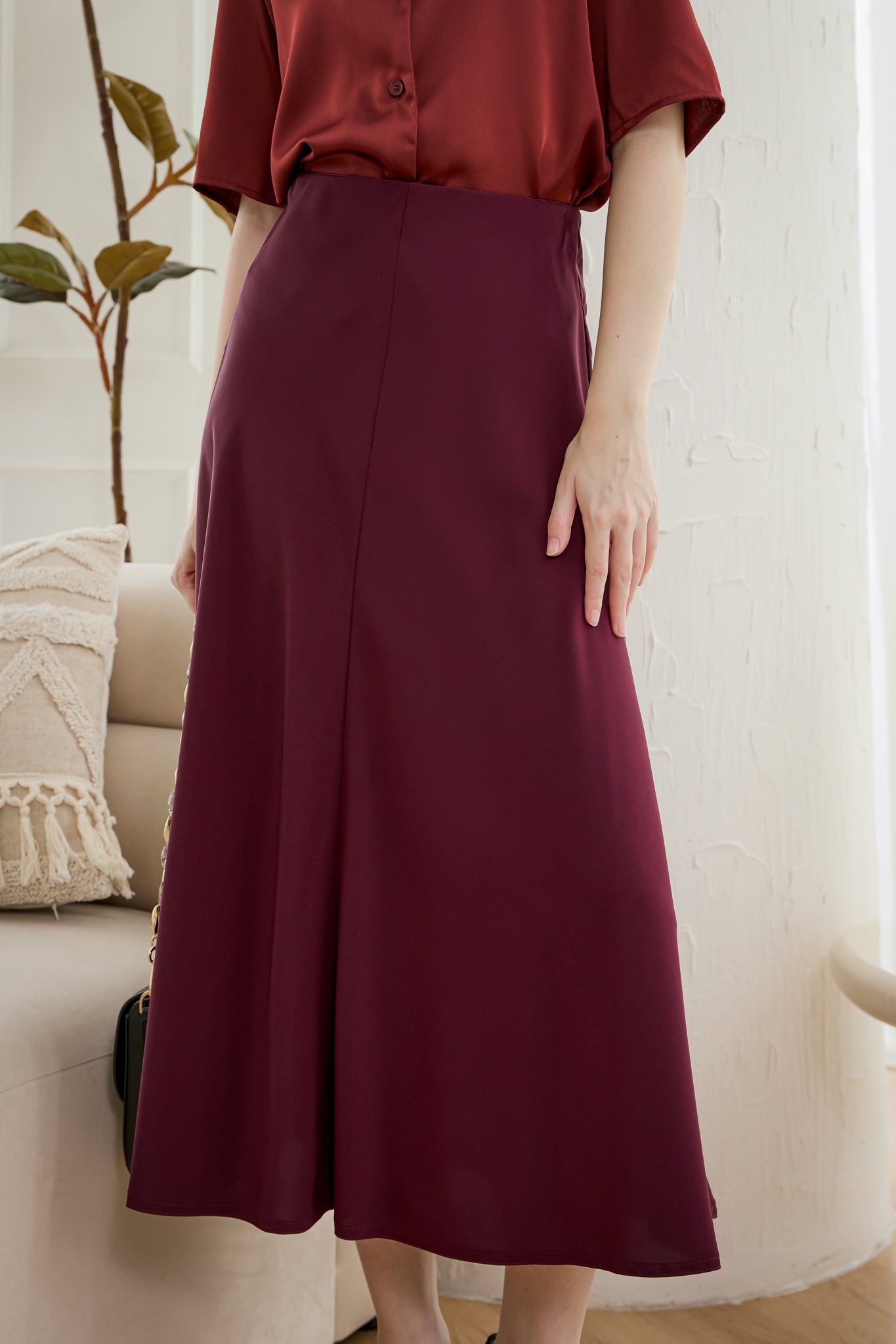 Hepburn Satin Midi Skirt in Burgundy