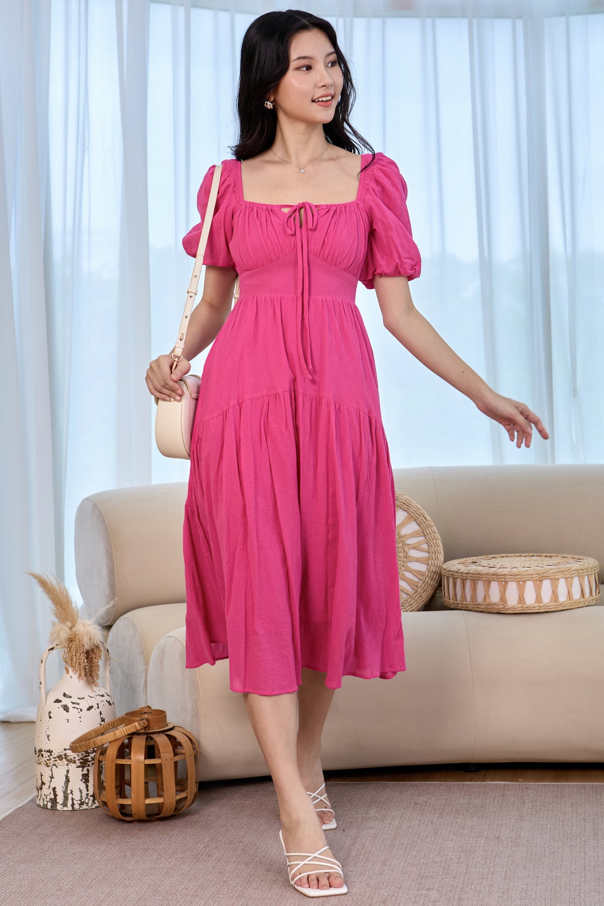 Lady Ribbon Pouf Sleeves Dress in Fuchsia