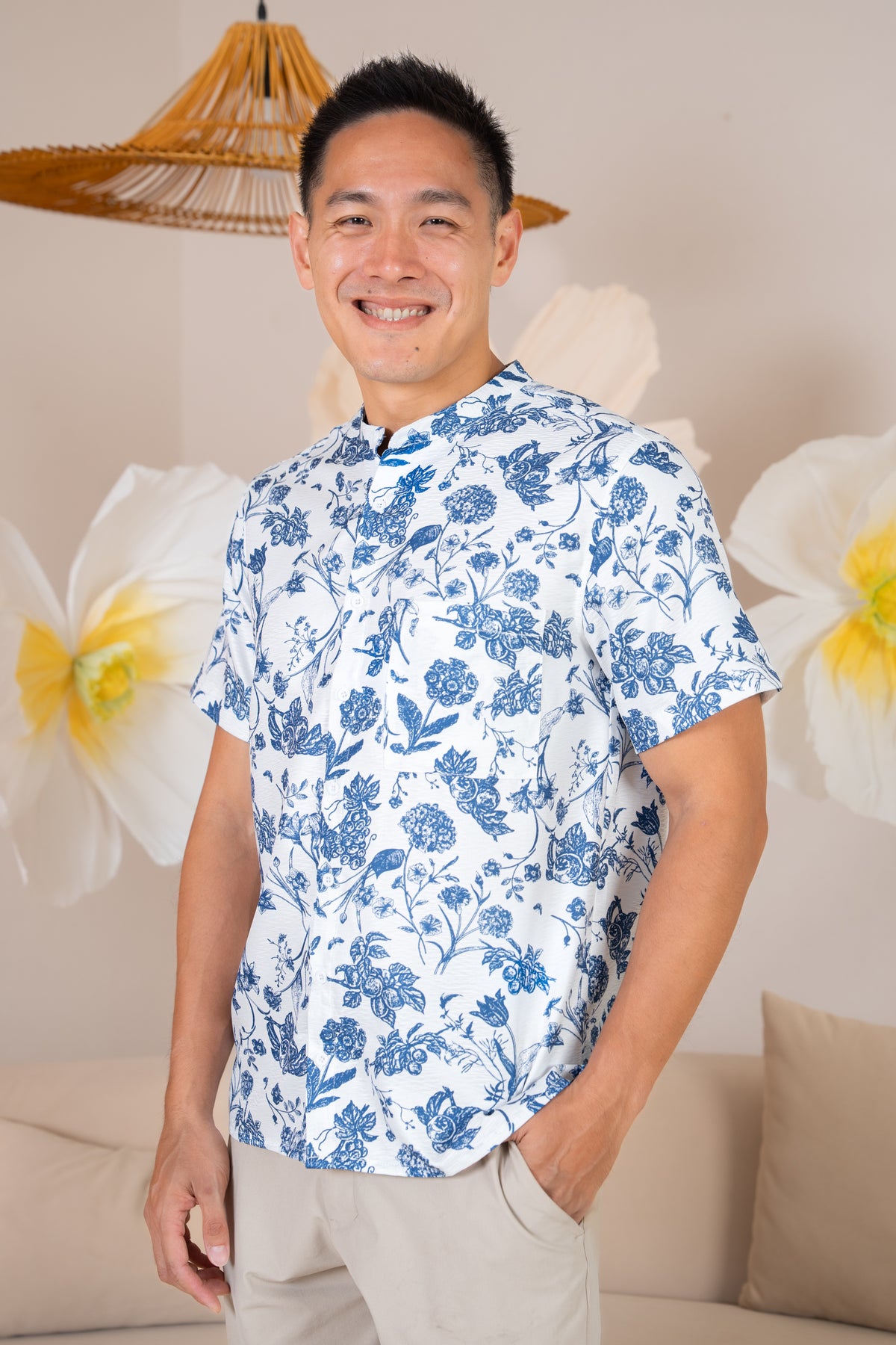 Men&#39;s Mandarin Collar Floral Pocket Shirt