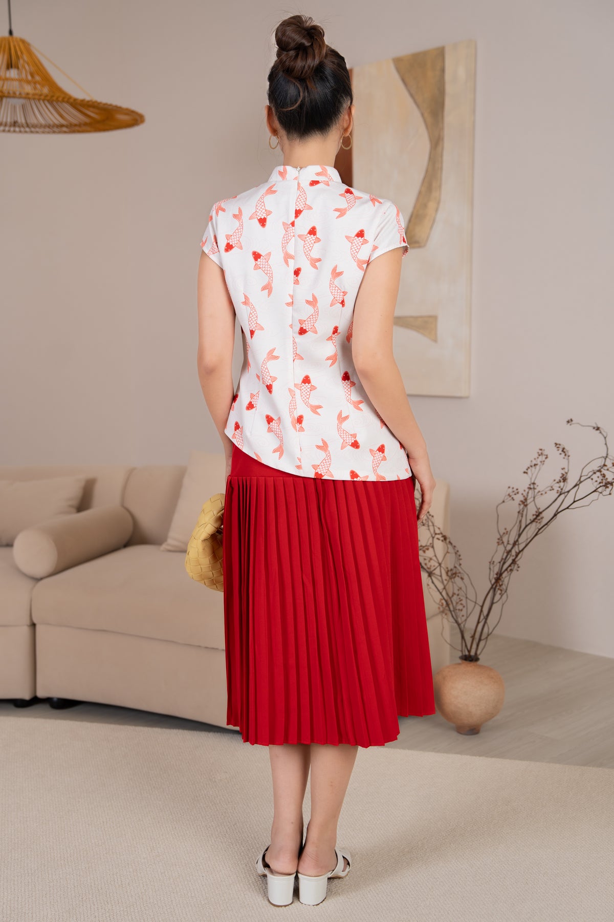 Rachelle Elastic Sides Pleated Skirt in Cherry Red