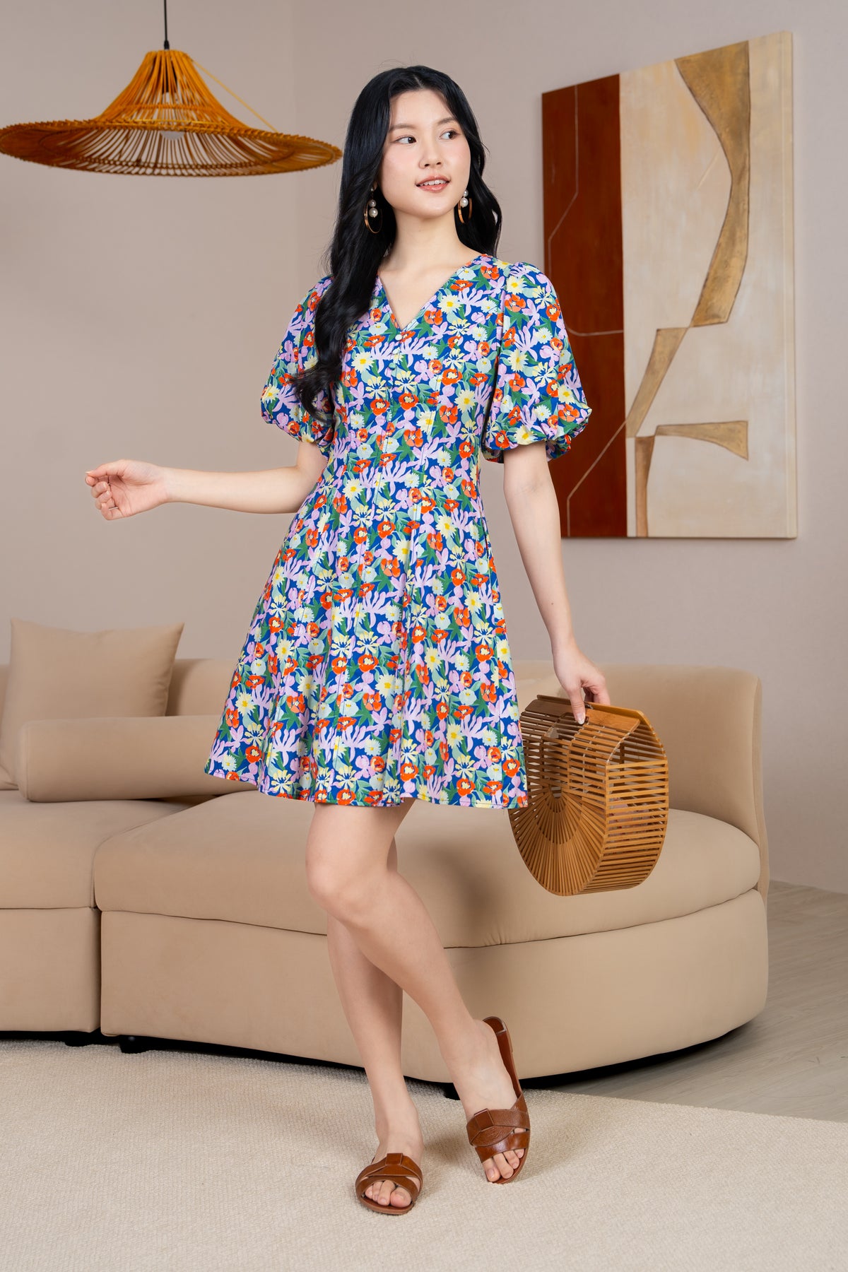 Layla Button Pouf Sleeves Dress in Blue Florals