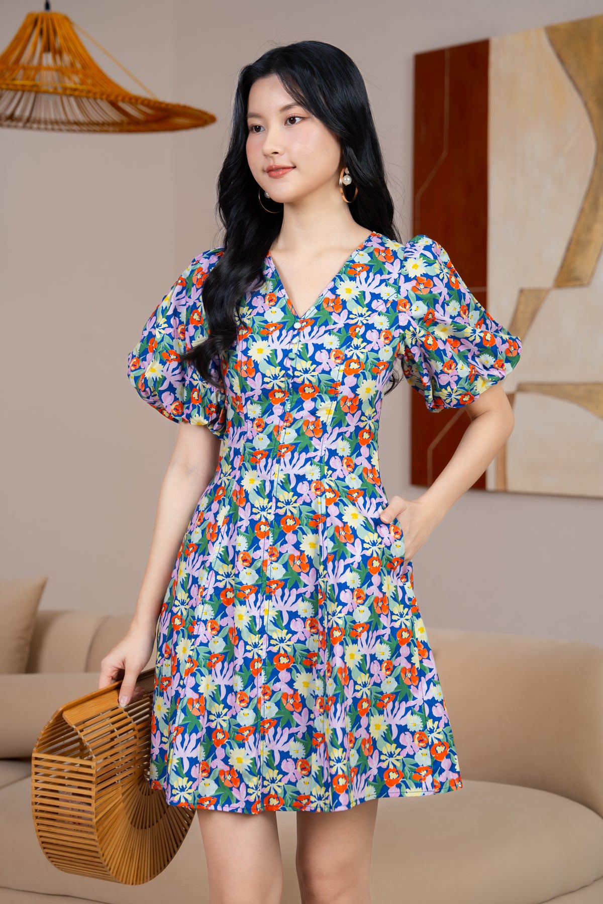 Layla Button Pouf Sleeves Dress in Blue Florals