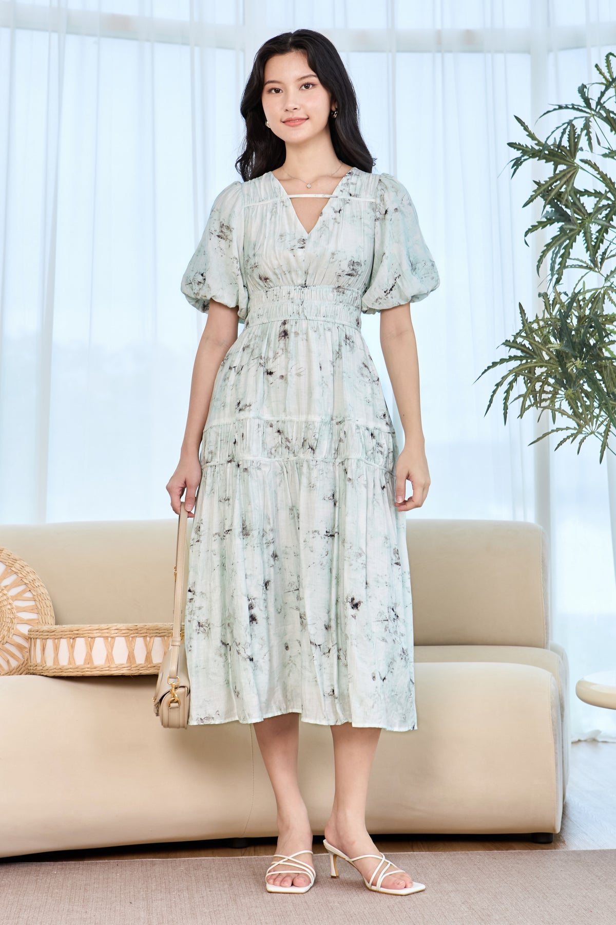 Tessa Key-Hole Pouf Sleeves Dress in Sage Floral