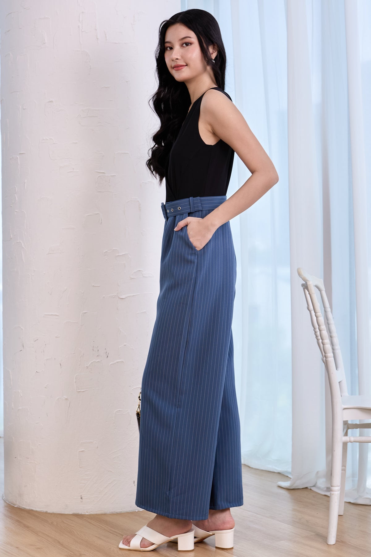 V-Neck Striped Colourblock Jumpsuit in Black Teal