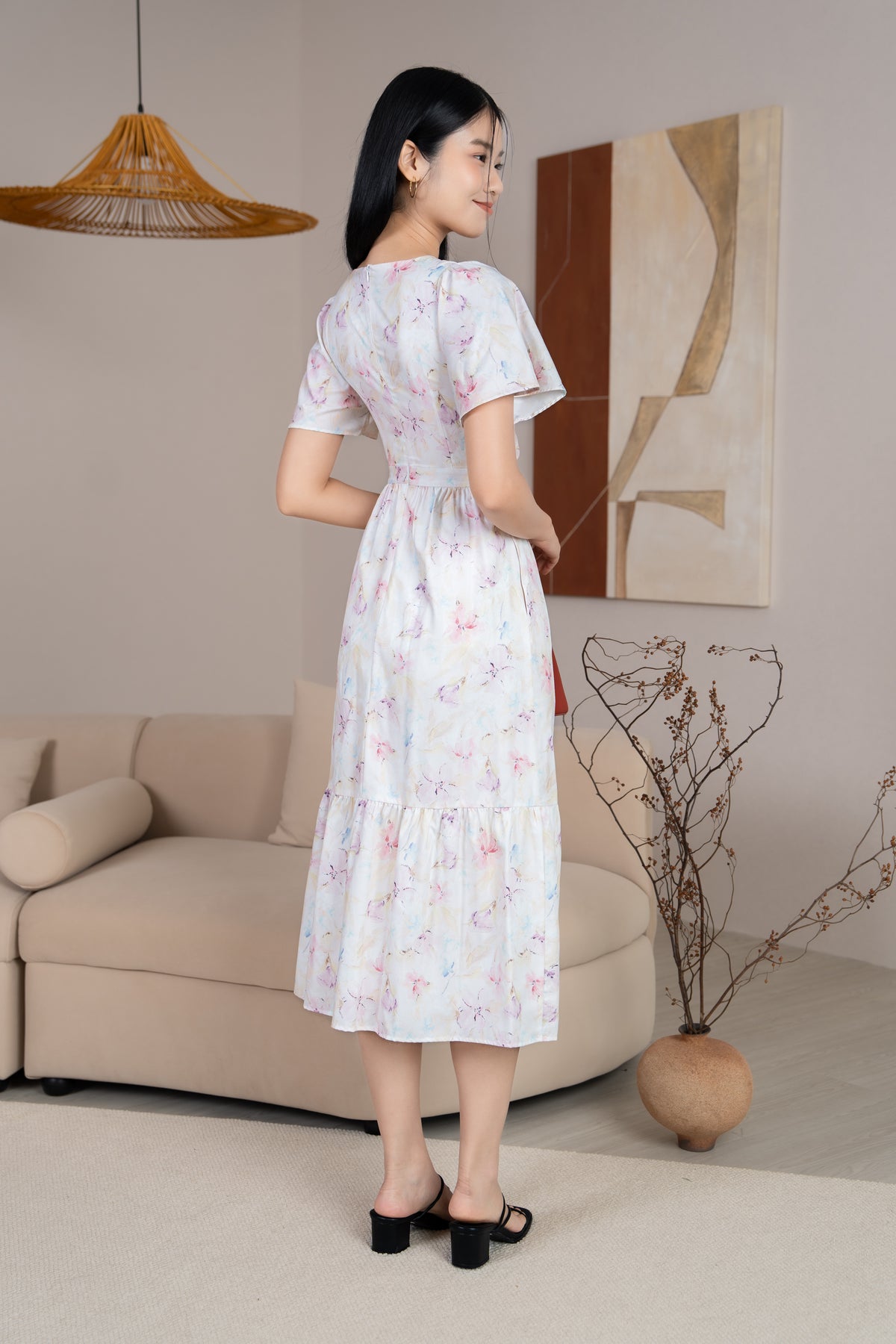 Emma Knot-Front Flutter Sleeves Dress in Pink Florals