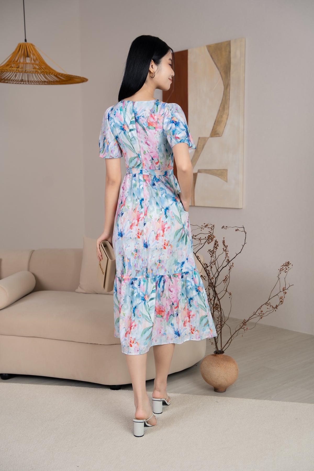 Emma Knot-Front Flutter Sleeves Dress in Blue Florals