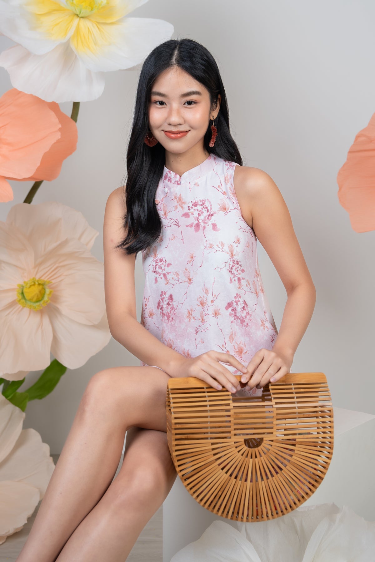 Lantana Flower Cheongsam in Pink