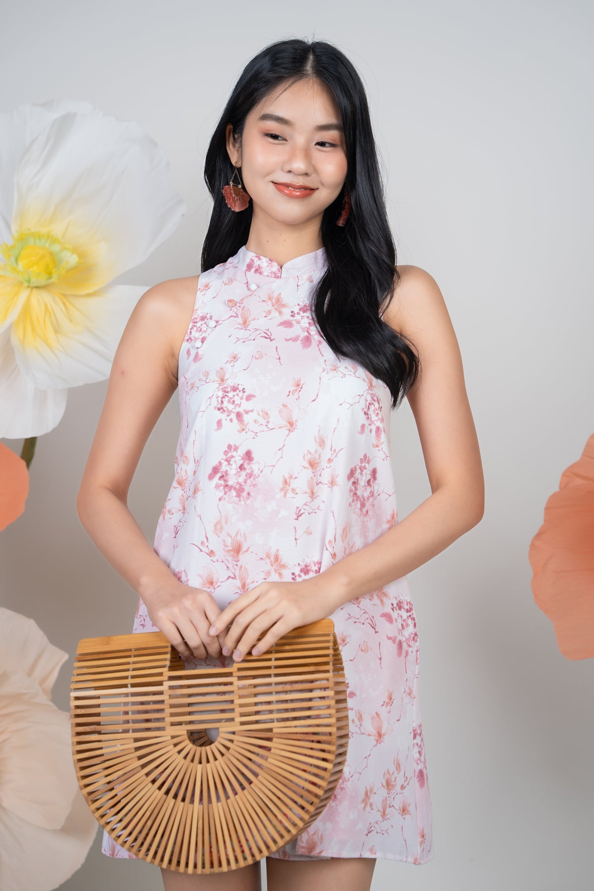 Lantana Flower Cheongsam in Pink